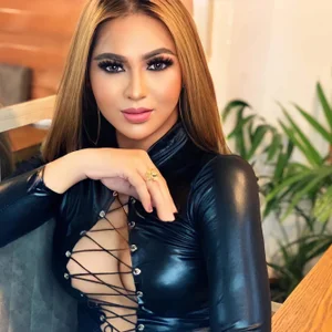 Mercedez_CabralFree for All图片 3