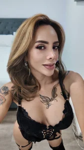 KimzyEvans de EvianaEvans  7 photos