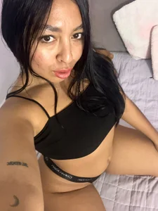 marywhitee__ black suits me well Bilde 2