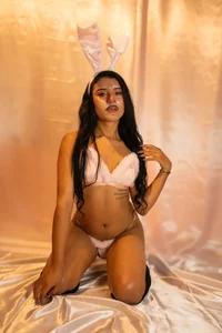 ScarlettVellのpascuaの 5枚の写真