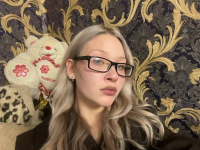 Cira_BabyFace Teddy Wall Angel Pic