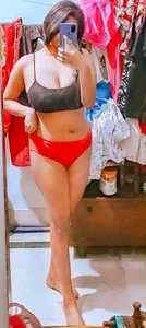 Pathima18 Public Pic 2