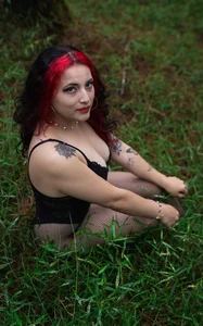 eva_rosse69 My body feels cool Immagine  6