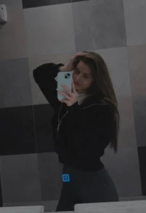 Public de Lina_Away  4 Imagens