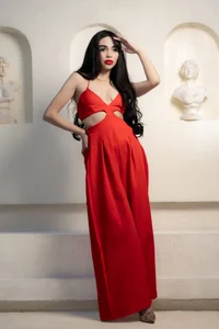 BELLA_THORNERFG Public Foto