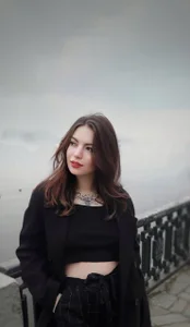 Sara_Conor03 Public Pic