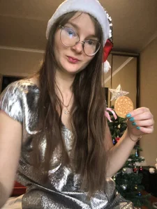 KiraGoldens all i want for christmas is you ✨✨✨ Pic