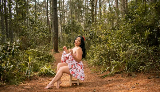 Evelyn__16 Picnic Day 🍓 Pic 3