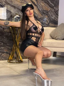 MaryLewis_ Portrait of Sophistication Pic 7