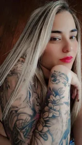 Hadhapuff's XXX Nude Photo 2