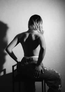charlotte__grey Black and White 🤍🖤 Fotka 2