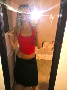 CamilleLuv's XXX Nude Photo 2