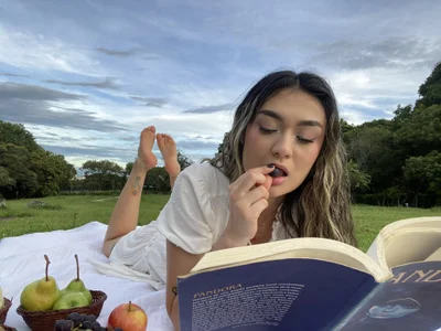 Im-Lola PICNIC 🥰 Pic 5