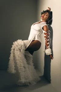 SavannahStorm “𝙱𝚎𝚝𝚠𝚎𝚎𝚗 𝚌𝚕𝚘𝚞𝚍𝚜 𝚊𝚗𝚍 𝚍𝚎𝚜𝚒𝚛𝚎” Pic 4