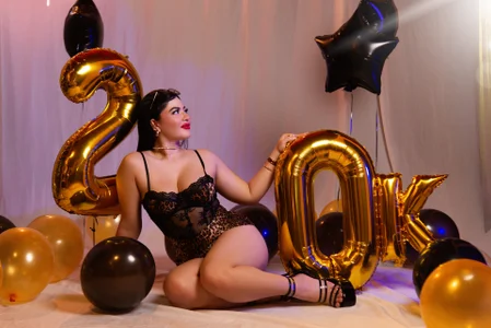 Catalina-Malave kullanıcısının 20K and many looks 👀🔥 albümü -  7 fotoğraf