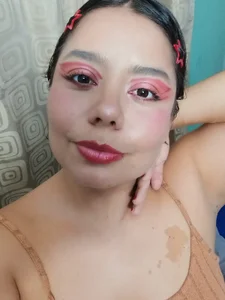 Eimy__saenz Between pink and glitter, I love making myself more beautiful Pic 7