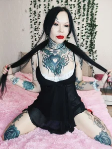 Megan_Black_Moon your gothic queen 🖤 Pic 2