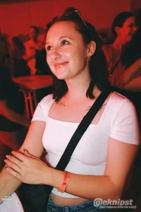 AlinaFoxyy Public Foto