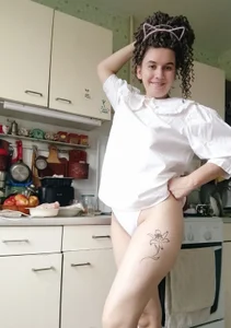 Marlan_Vagner White robe Kuva 7