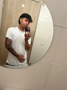 Jonnie-rodriguez Public slika
