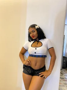 mafe_garcia a very tender sailor, eager to suck the captain's cock 😋 Billede