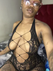 YummyMelanin117 Black Pic 7