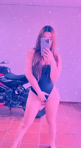 Sofi_Bunnie 🩷🏍️ slika