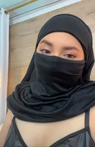 AmiraVyx Public Pic 5