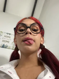 Grecia_Monterey_ I love my hair Pic 2