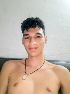 Paulhot018 Public 사진 2