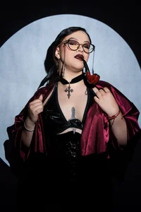 _Jade_16 LIGHT MY PIPE ON SLAVE Foto 5