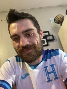 slutty_guy12 Public Pic 2