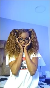 KarlaBelluci Public  3. fénykép