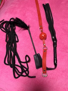 YourBlondeDoll: What I have & dress me up🫦 ( 4 фото)