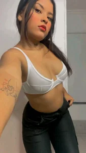 Mia_scandark Public صورة واحدة|Mia_scandark Public صورتان|Mia_scandark Public  2 صور|Mia_scandark Public  2 صورة