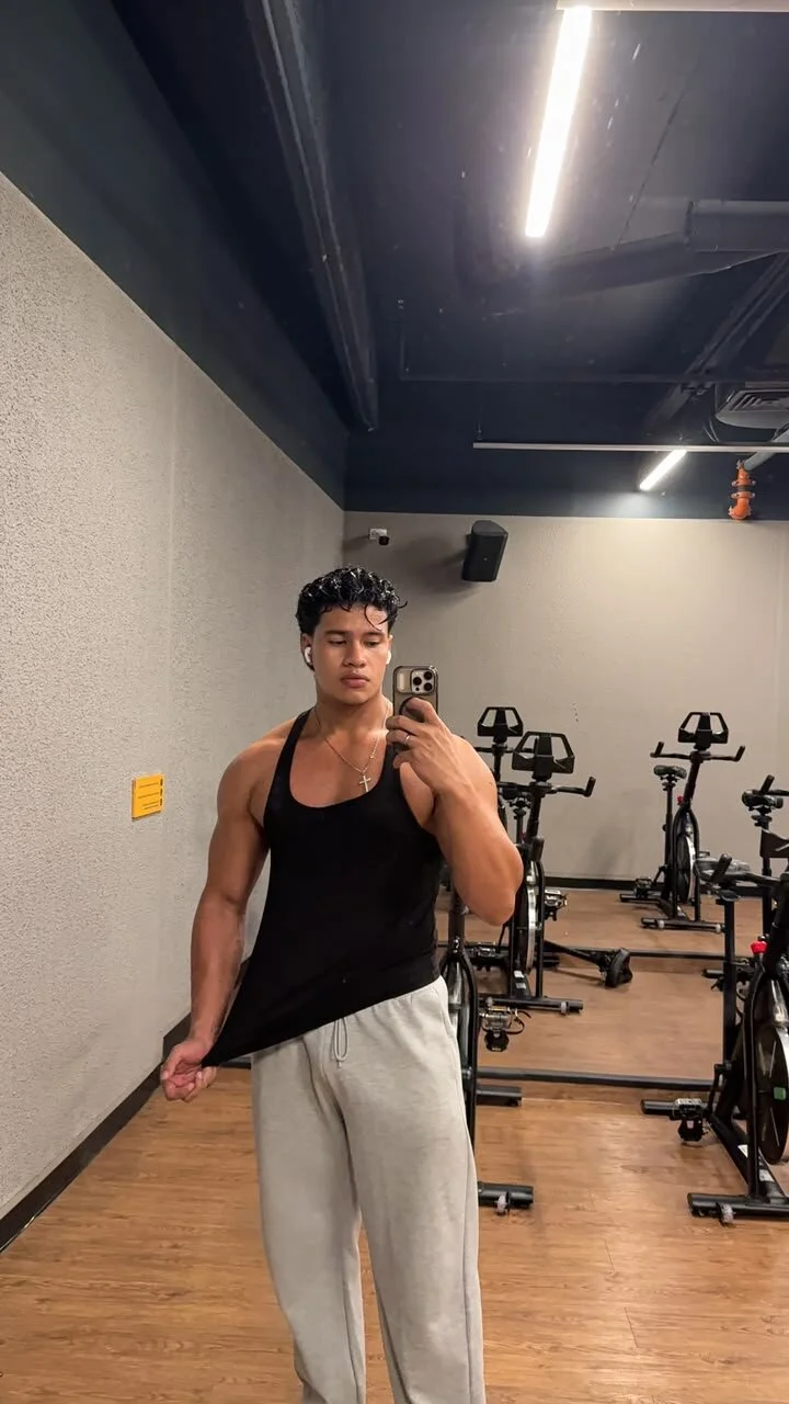 Brice_Kent 热门图片 9159
