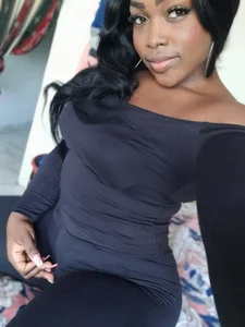 🔥 de lia_queen18  4 Imagens