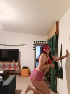 lokita22222's De rojo 👄 Sex Photo 7