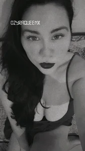 OzyraQueenX Public Kuva