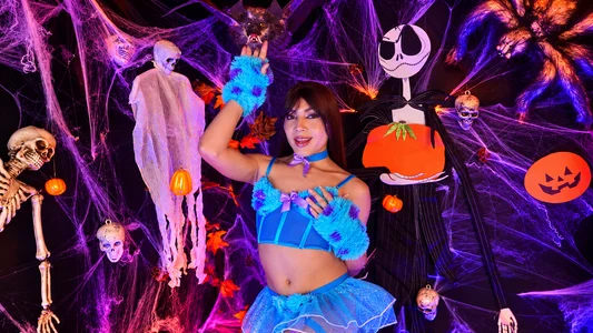 Megan_Do_Santos halloween 2026 Pic 5