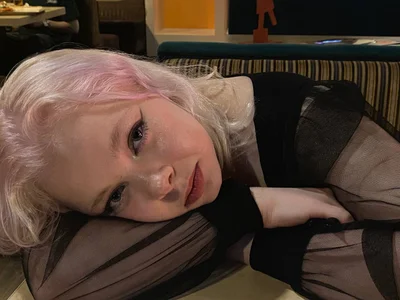 Vlada_vv Public صورة واحدة|Vlada_vv Public صورتان|Vlada_vv Public  2 صور|Vlada_vv Public  2 صورة