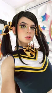 andy_candy01 hot cheerleader Pic 3