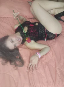 Kendal_Busgter For every petal on a flower, one intense fuck🍒 Pic 6