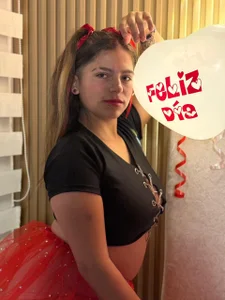 Kitten_Cam "I think of you tying me up and it makes me want you terribly." ♥ Εικόνα 2