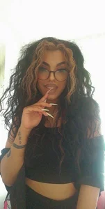 holly_paradise Public Pic 2