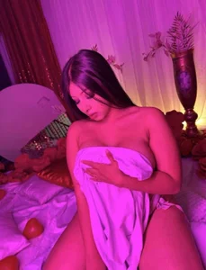 Miia_Thompsonn Valentine's Day 💗😍 Bilde 3