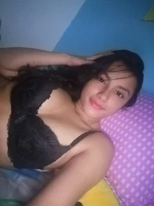 Reinchell_v Public Pic