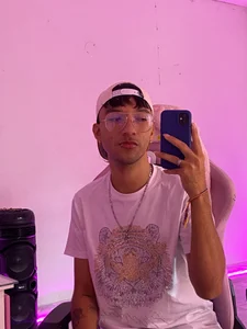 Lyam_pain's 👀👀 Sex Photo 4