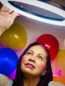 sofia_big Public Pic 3