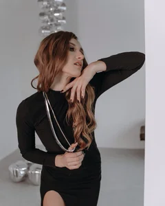 KateRedgar Elegant in black Immagine  4